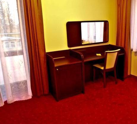 Hotel Pod Debami Terespol Quarto foto